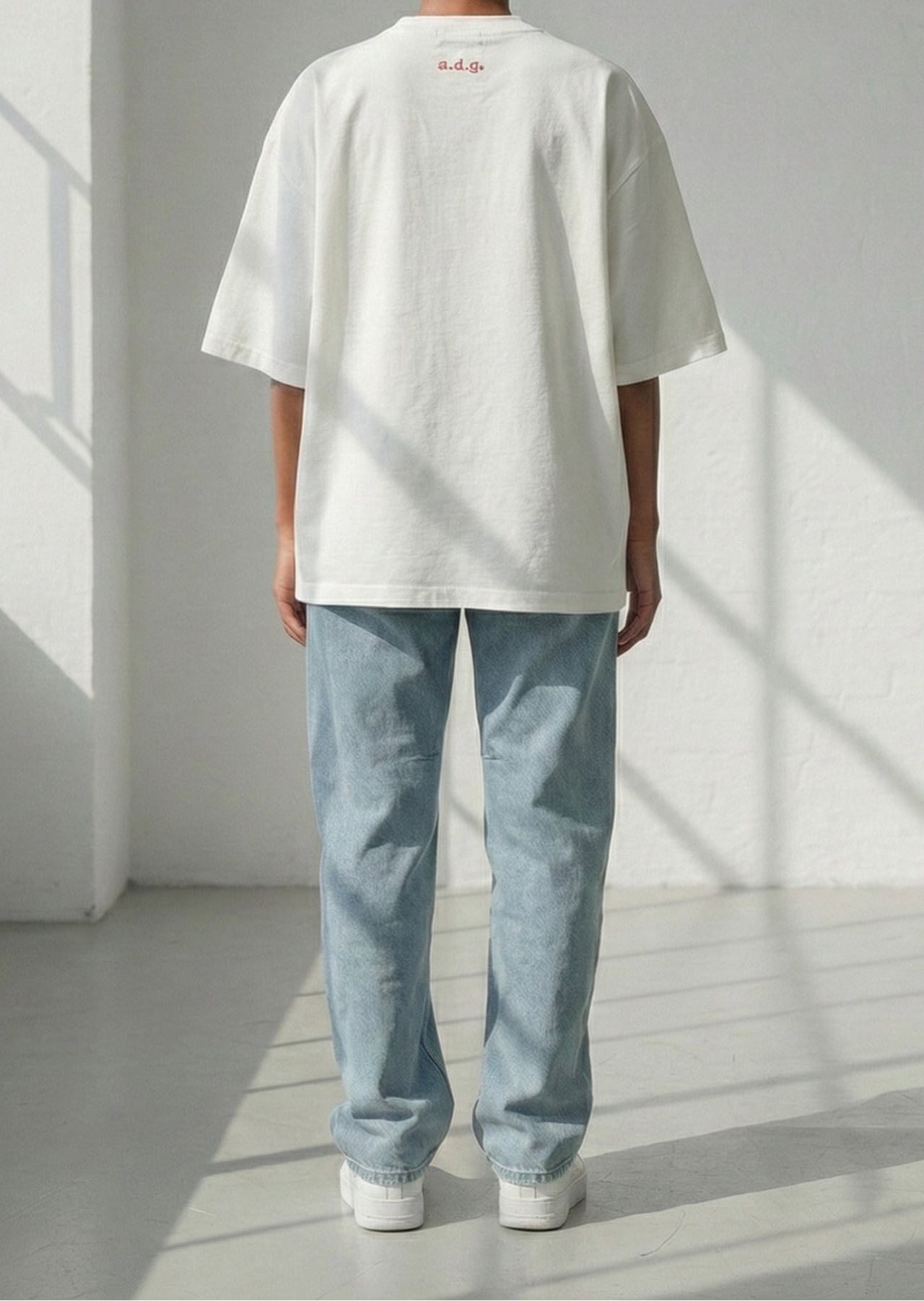 ALL DAY GOOD. Tee English Bulldog