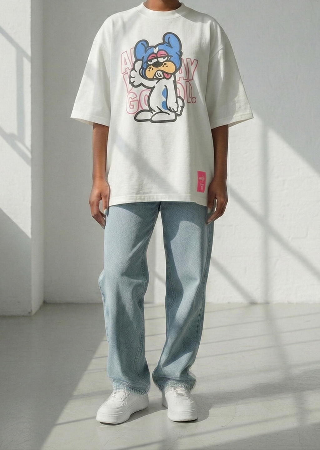 ALL DAY GOOD. Tee English Bulldog