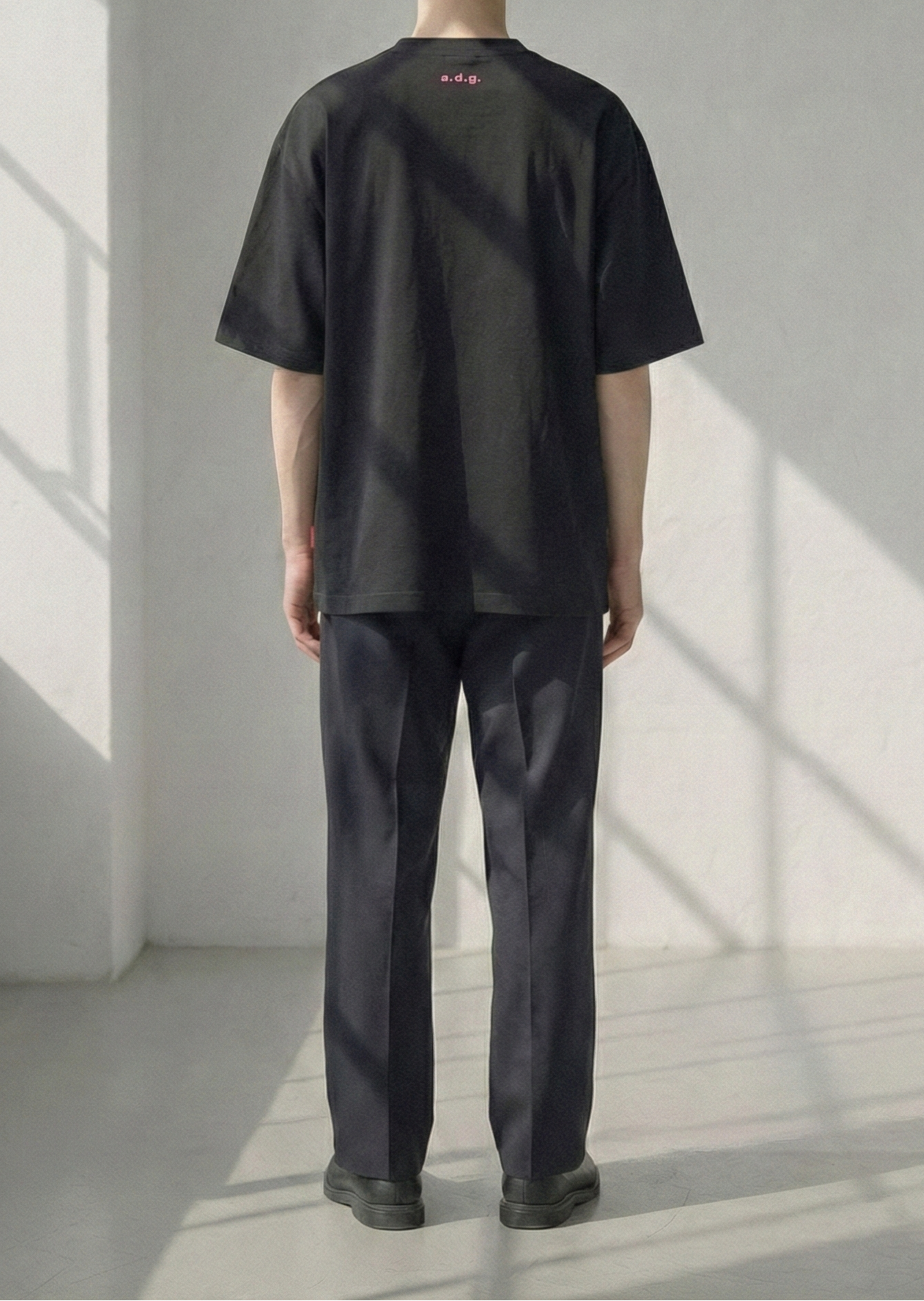 ALL DAY GOOD. Tee English Bulldog